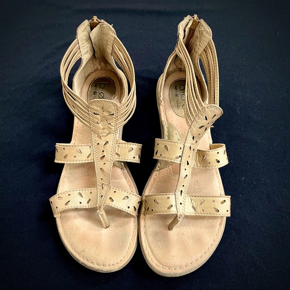 B.O.C. Born Leather Sandals sz 9